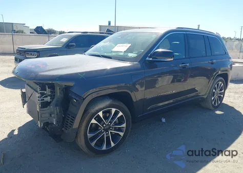 2023 Jeep Grand Cherokee 4Xe Overland z USA, uszkodzony, nr VIN 1C4RJYD63P8788642